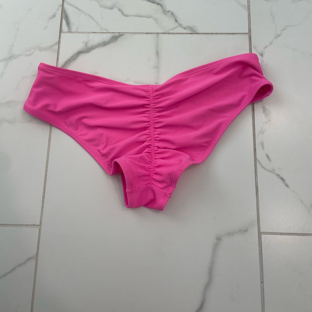 Cheeky Bikini Bottom - Picture 2 of 3